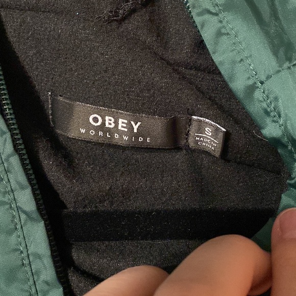Obey lined wind breaker size S women - Picture 2 of 4